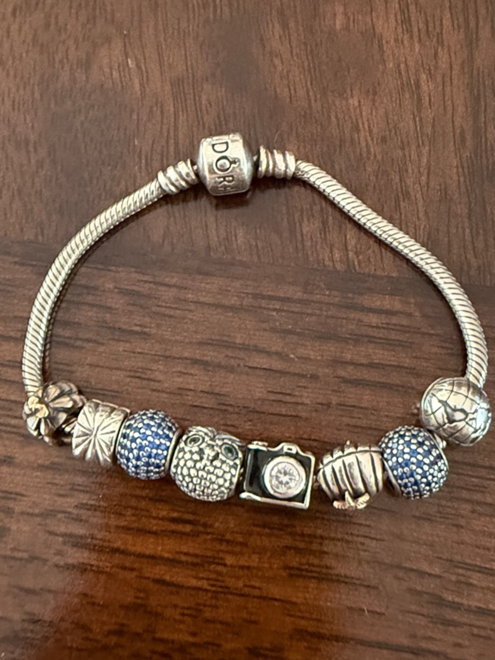 Pandora Silver Bracelet with clips and charms 7.5